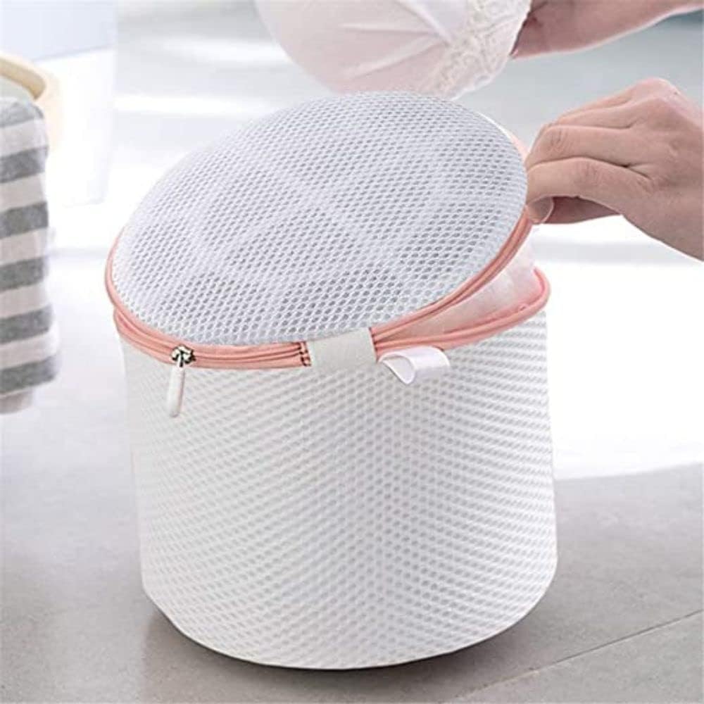 Round cloth washing Laundray bag washing net bag Pouch Mesh Laundry Bag with rust free zipper for Washing bra, socks and underwear, White, Pack of 1